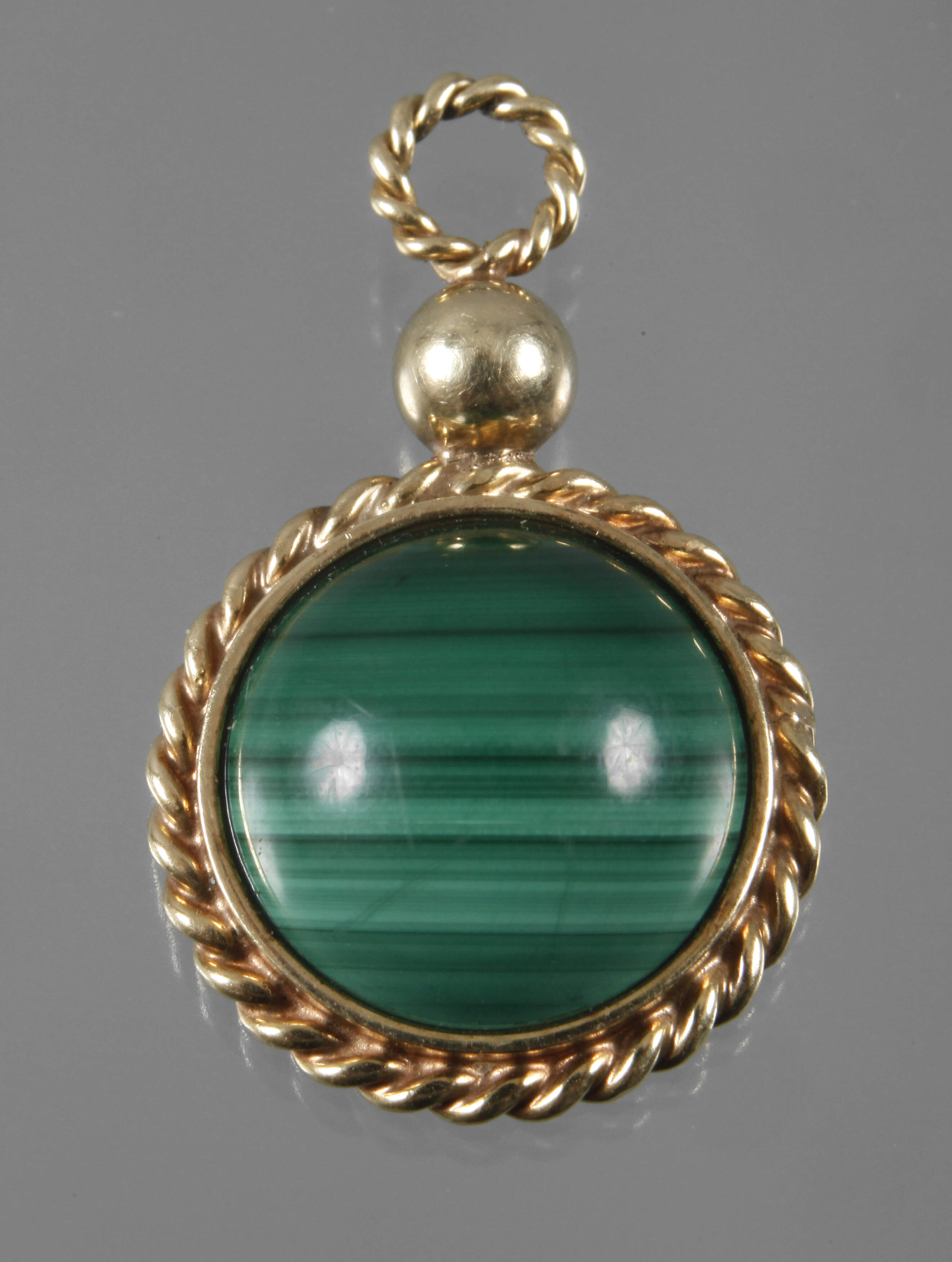 Anhänger mit Malachit