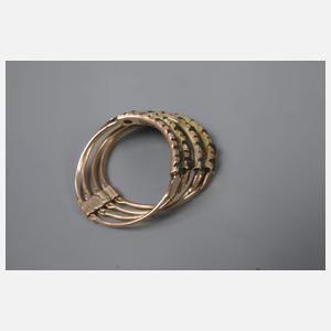 Ring mit grünen Achaten