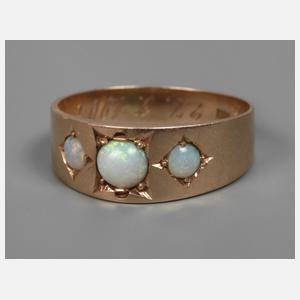 Damenring mit Edelopalen