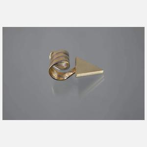 Anhänger mit Onyxbesatz