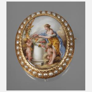 Brosche mit feiner Malerei