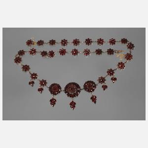 Prachtvolles Granatcollier