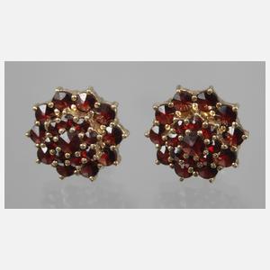 Paar Granat-Ohrstecker