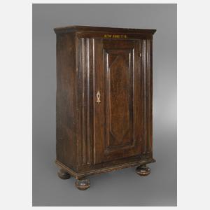 Dielenschrank Barock
