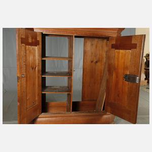 Hallenschrank barock