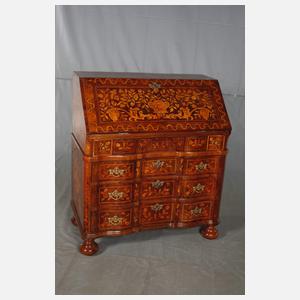 Intarsierter Schrägklappensekretär