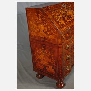 Intarsierter Schrägklappensekretär