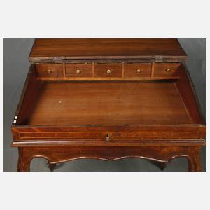 Kleiner Schrägklappensekretär barock