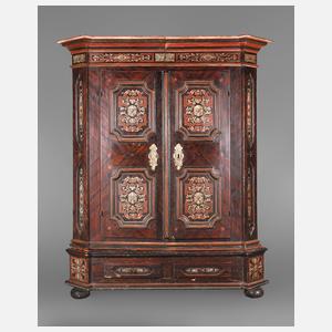 Großer Bauernschrank