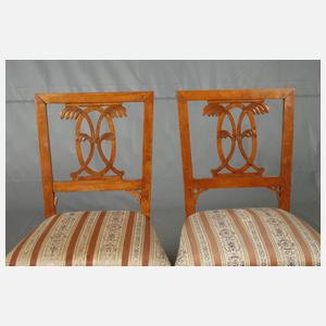 Paar klassizistische Stühle