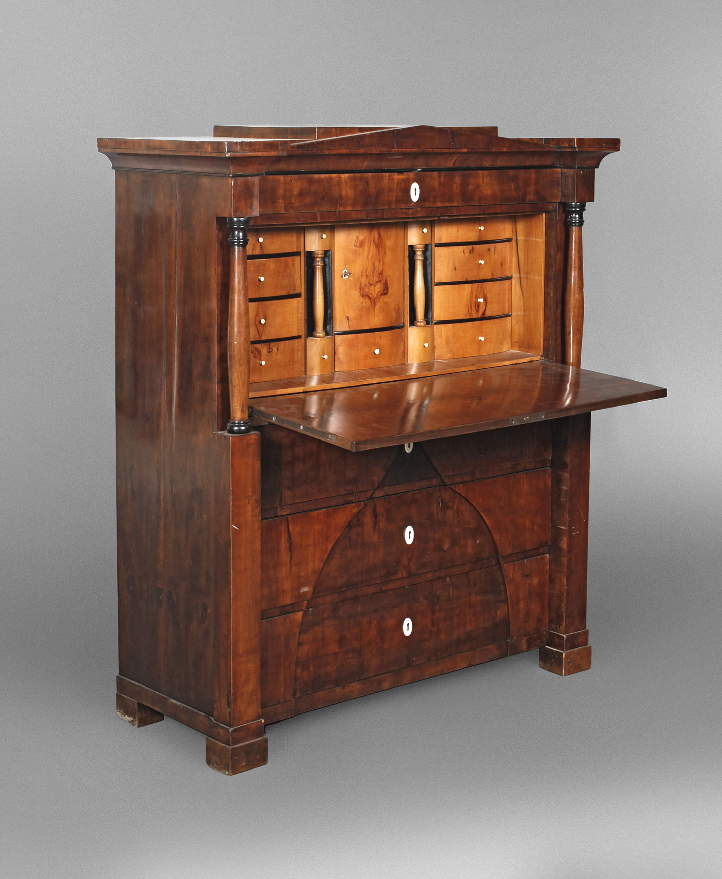 Außergewöhnlicher Standsekretär