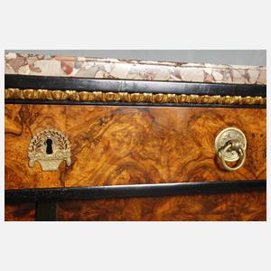 Frühe Biedermeierkommode