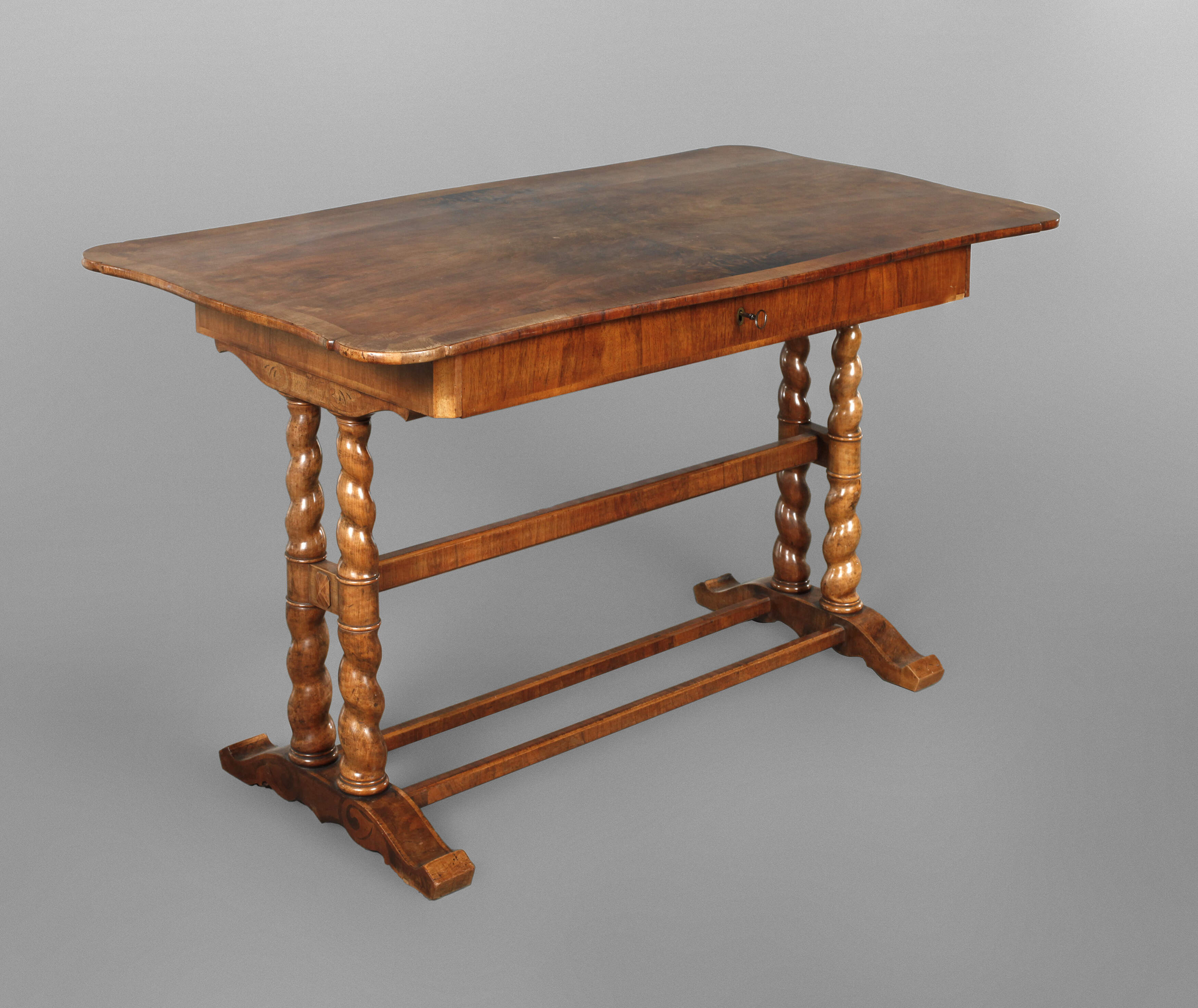 Biedermeierschreibtisch