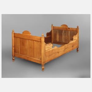 Bett Spätbiedermeier