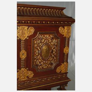 Feiner Kabinettschrank Historismus