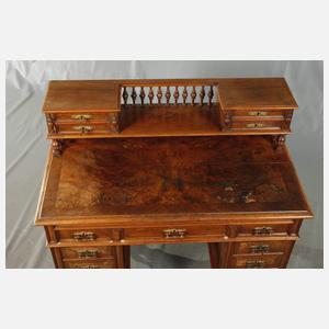 Kleiner Schreibtisch Gründerzeit