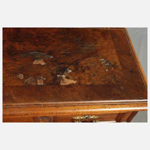 Kleiner Schreibtisch Gründerzeit