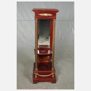 Klassizistische Wandkonsole