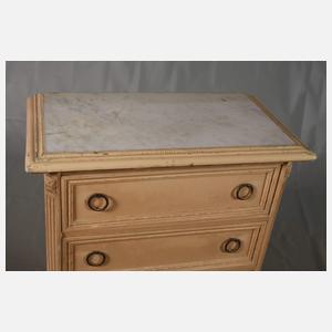 Kleine Chiffoniere