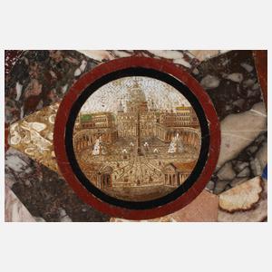 Tisch mit Mikromosaik