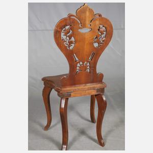 Tisch und Stuhl mit Jagdmotiven