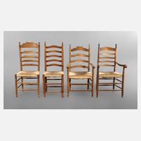 Vier Stühle111
