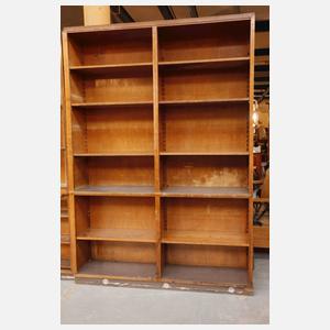 Große Ladeneinrichtung