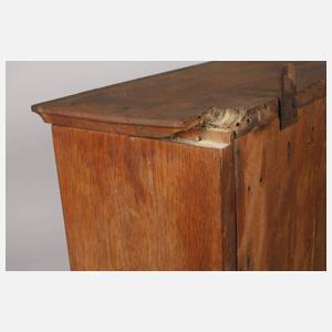 Kleiner Bürowandschrank