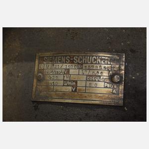 Drei Elektromotoren und Transmission