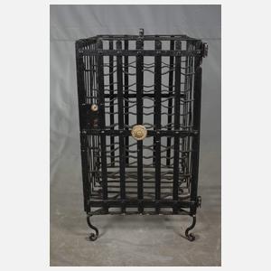 Kleiner Weinkäfig mit Marmorplatte