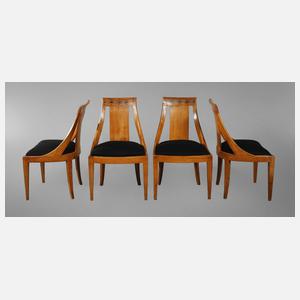 Vier Stühle Jugendstil