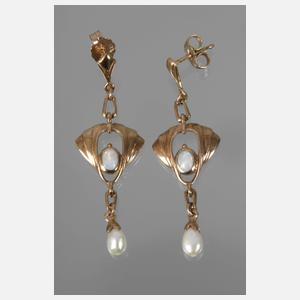 Paar Ohrhänger mit Edelopalen und Perlen