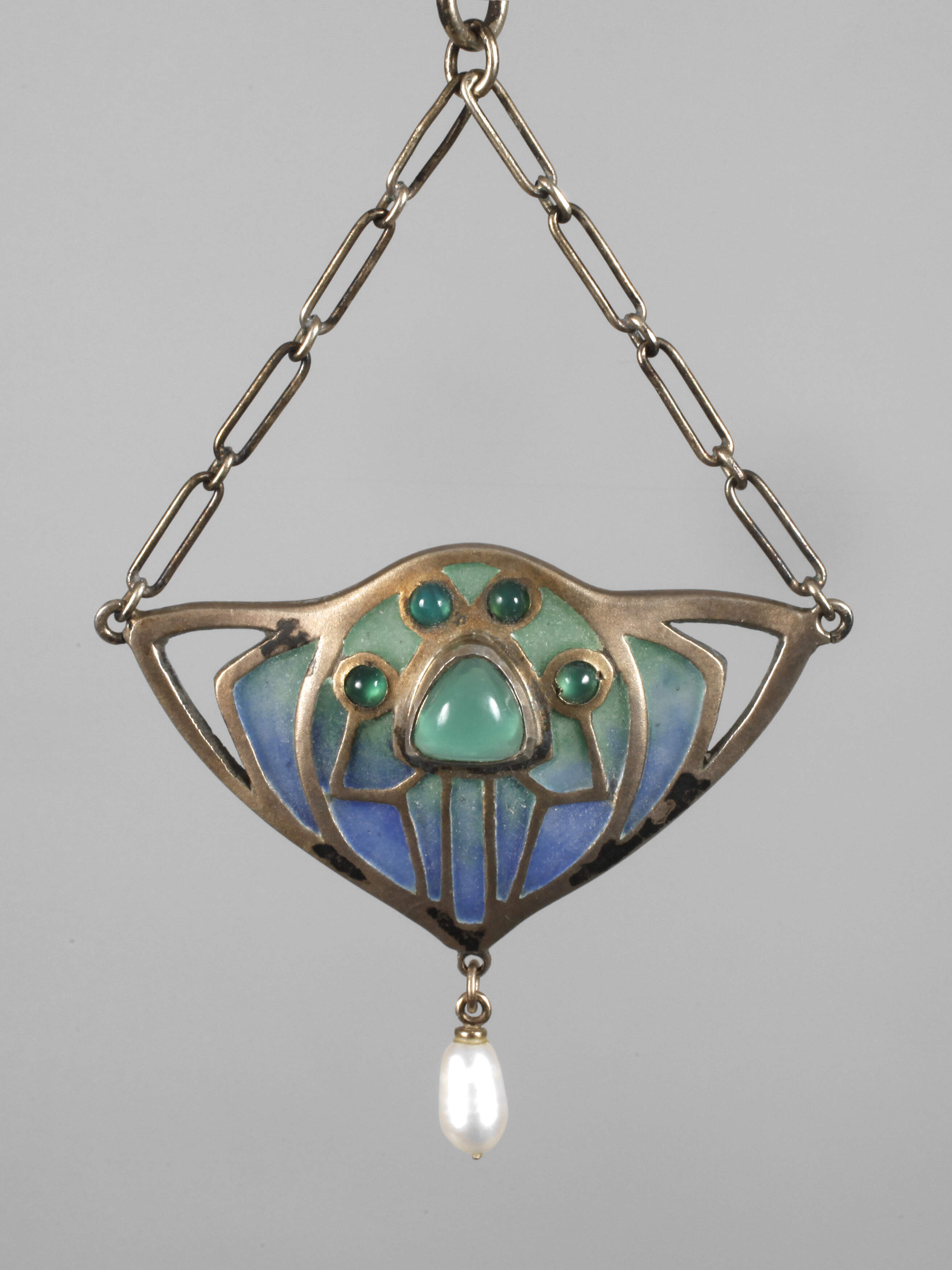 Anhänger mit Fensteremaille