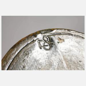 Schenkkanne mit Faunengriff