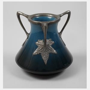 J. von Schwarz Vase mit Zinnmontierung