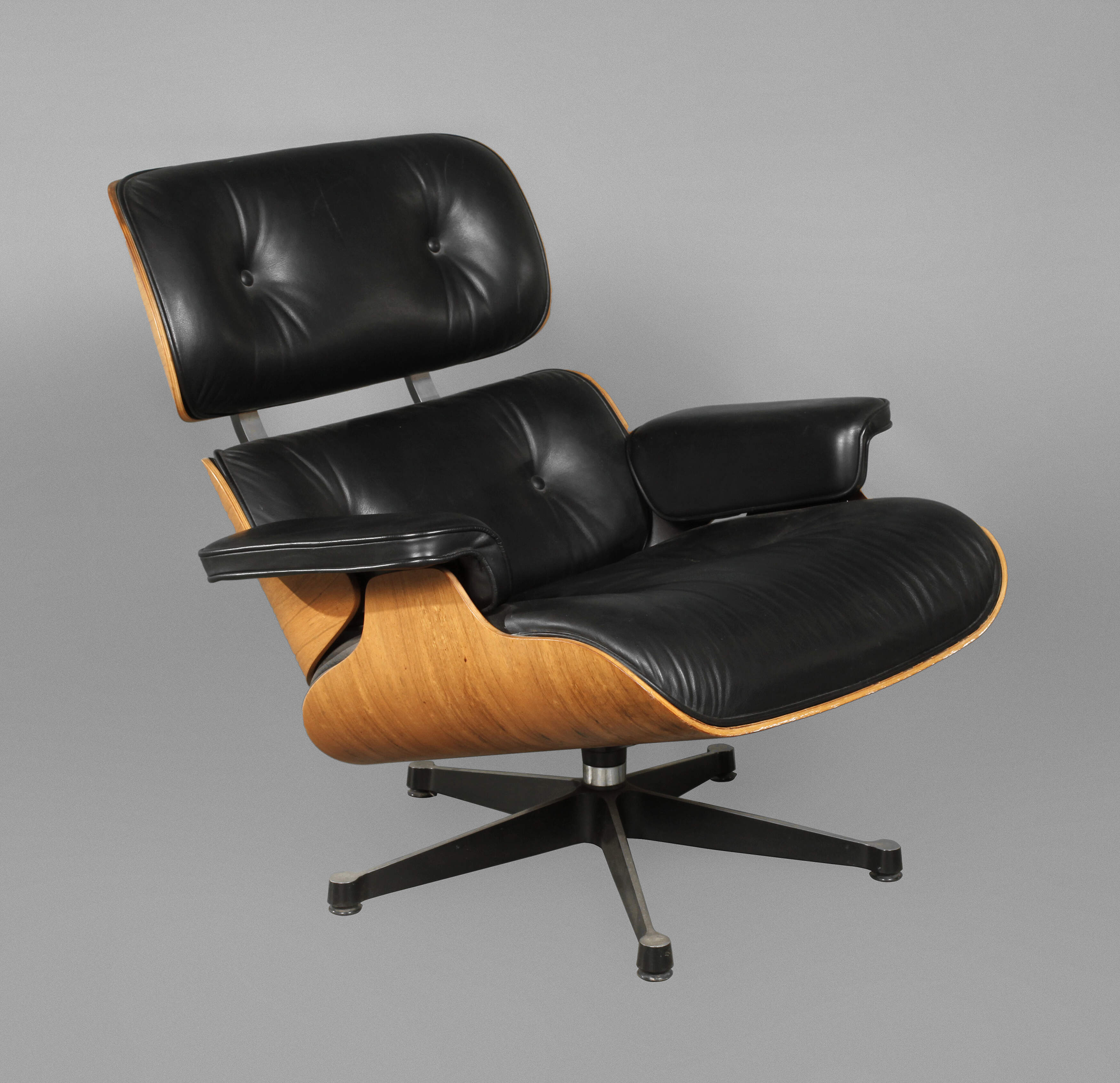 Eames Lounge Chair