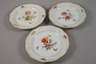 KPM Berlin sechs Speiseteller Blumen und Insekten