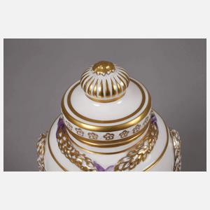 KPM Berlin Deckelvase mit mythologischer Szene