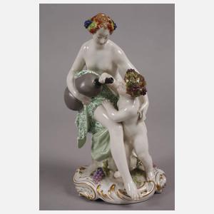 KPM Berlin Bacchantin mit Weinschlauch und Knabe