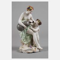 KPM Berlin Bacchantin mit Weinschlauch und Knabe111