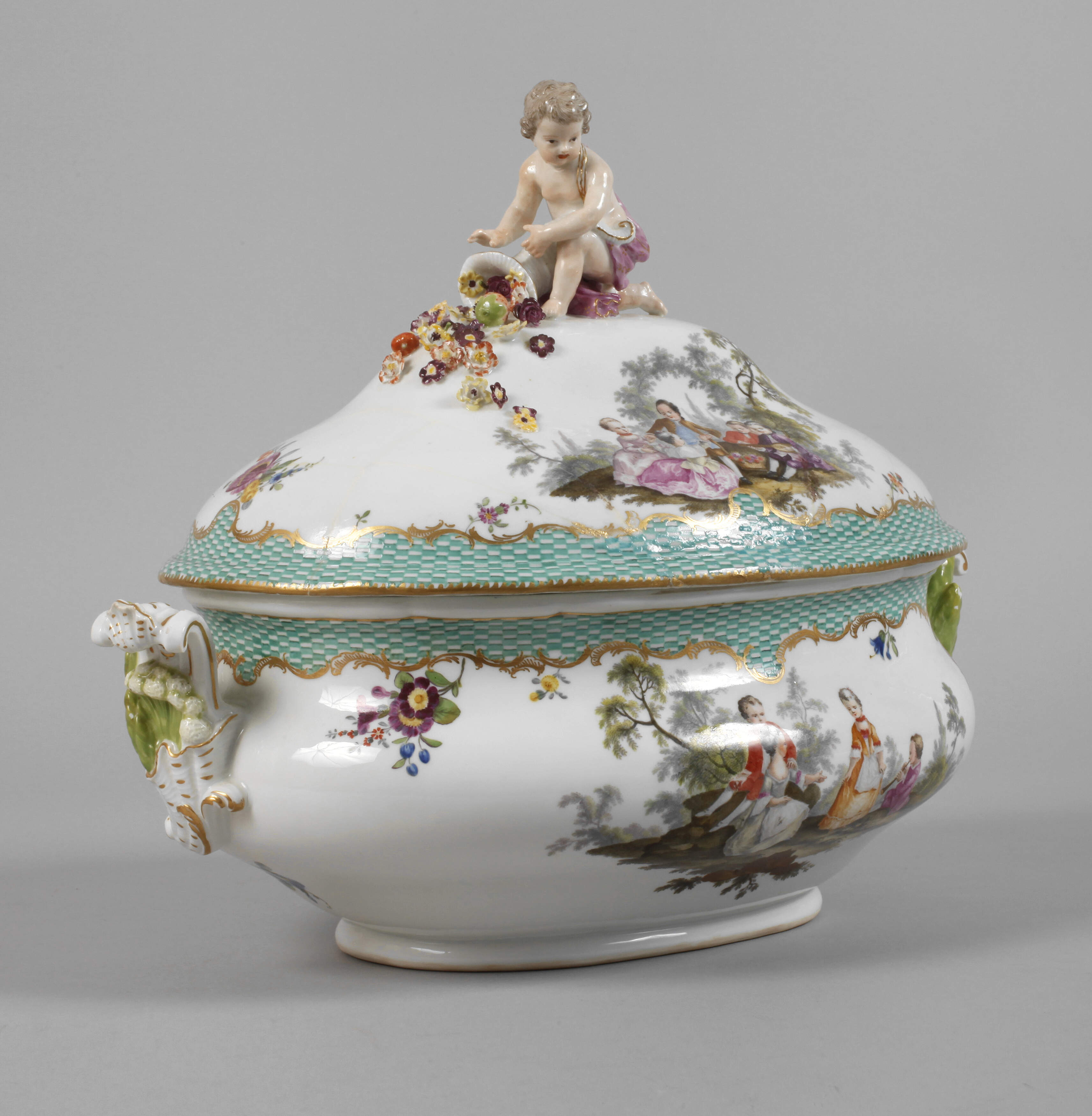 Meissen Deckelterrine Figurenmalerei