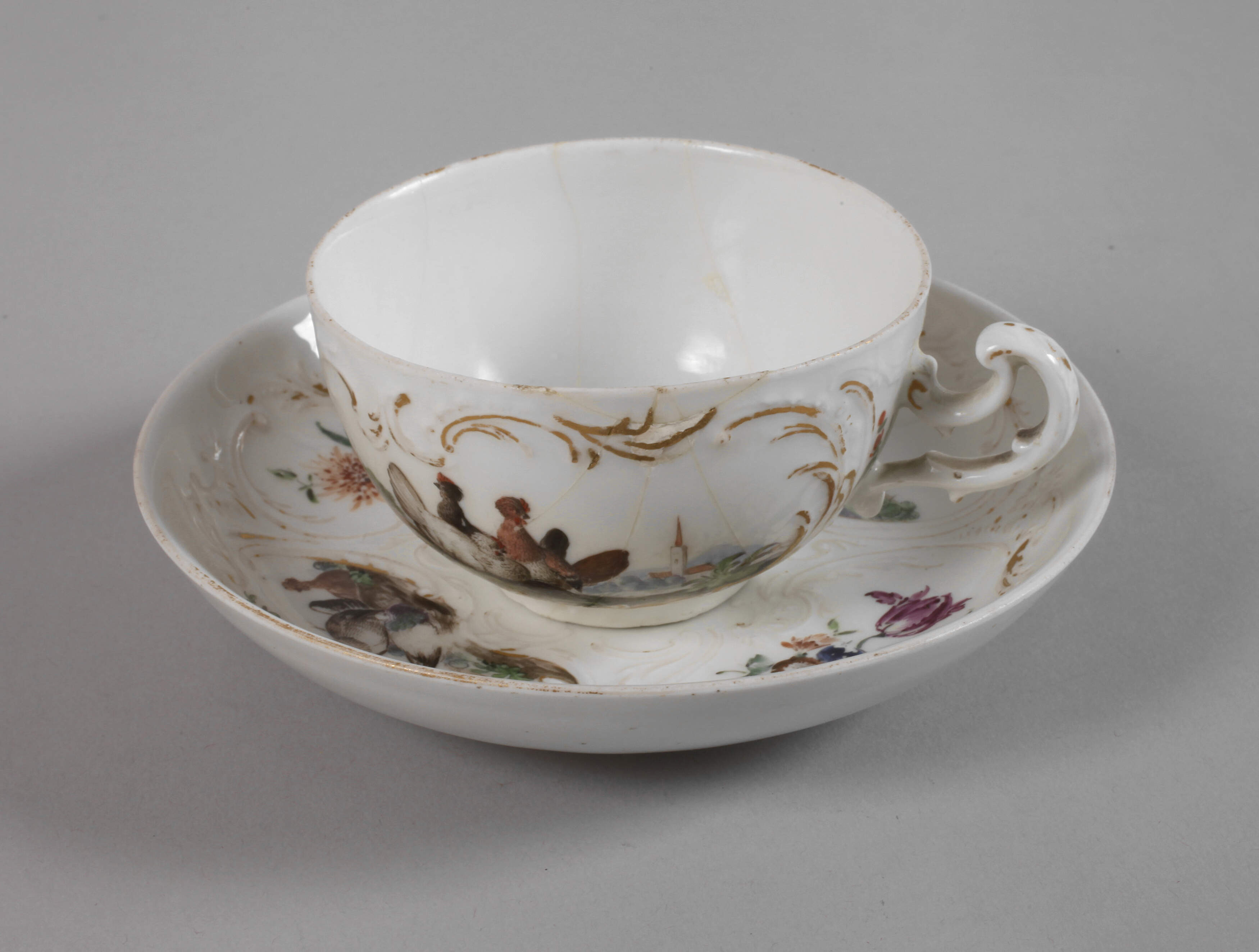 Meissen Teetasse mit Untertasse Vogelmalerei