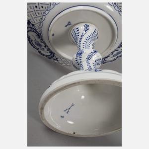 Meissen Tafelaufsatz und Platte "Zwiebelmuster"