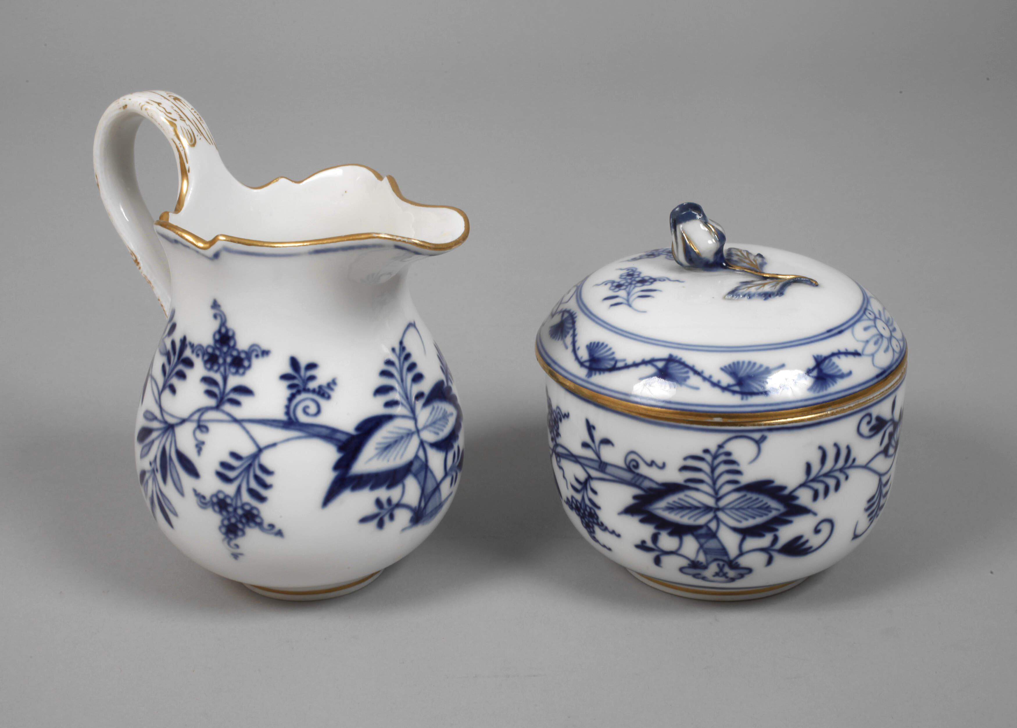 Meissen Zuckerdose und Milchgießer "Zwiebelmuster"