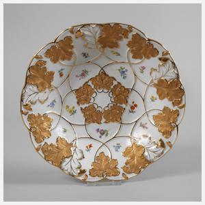 Meissen Prunkteller Streublümchendekor