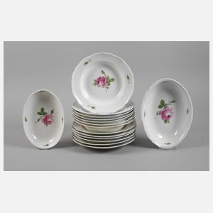 Meissen Konvolut Teller und Schalen "Rote Rose"