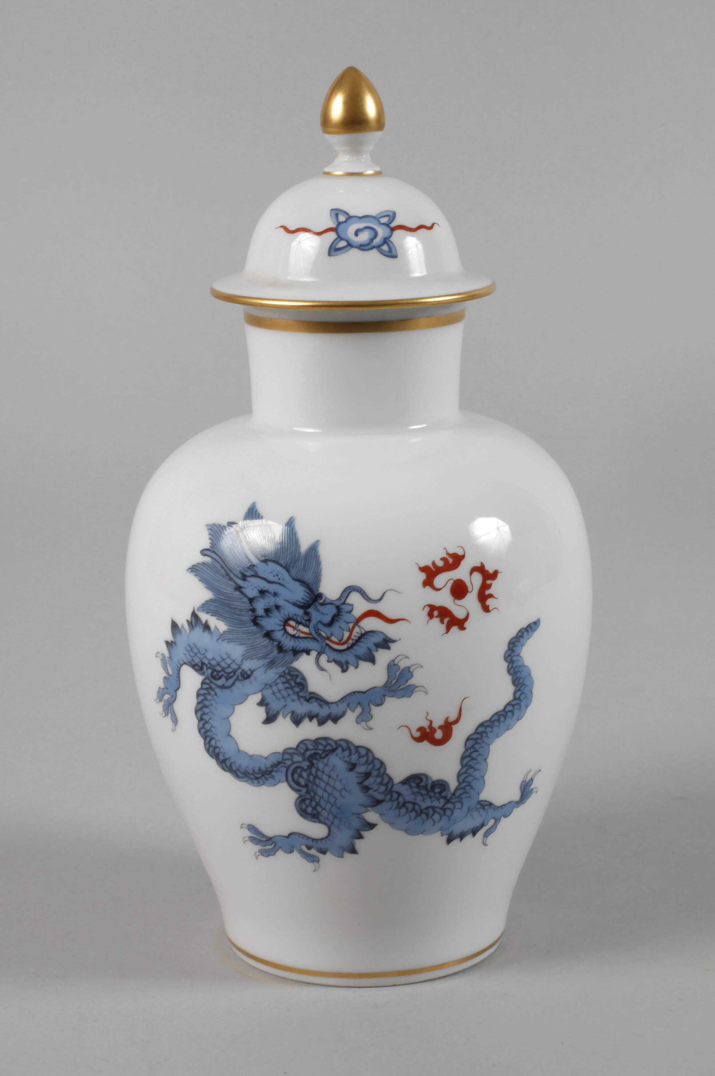 Meissen Deckelvase "Mingdrache"