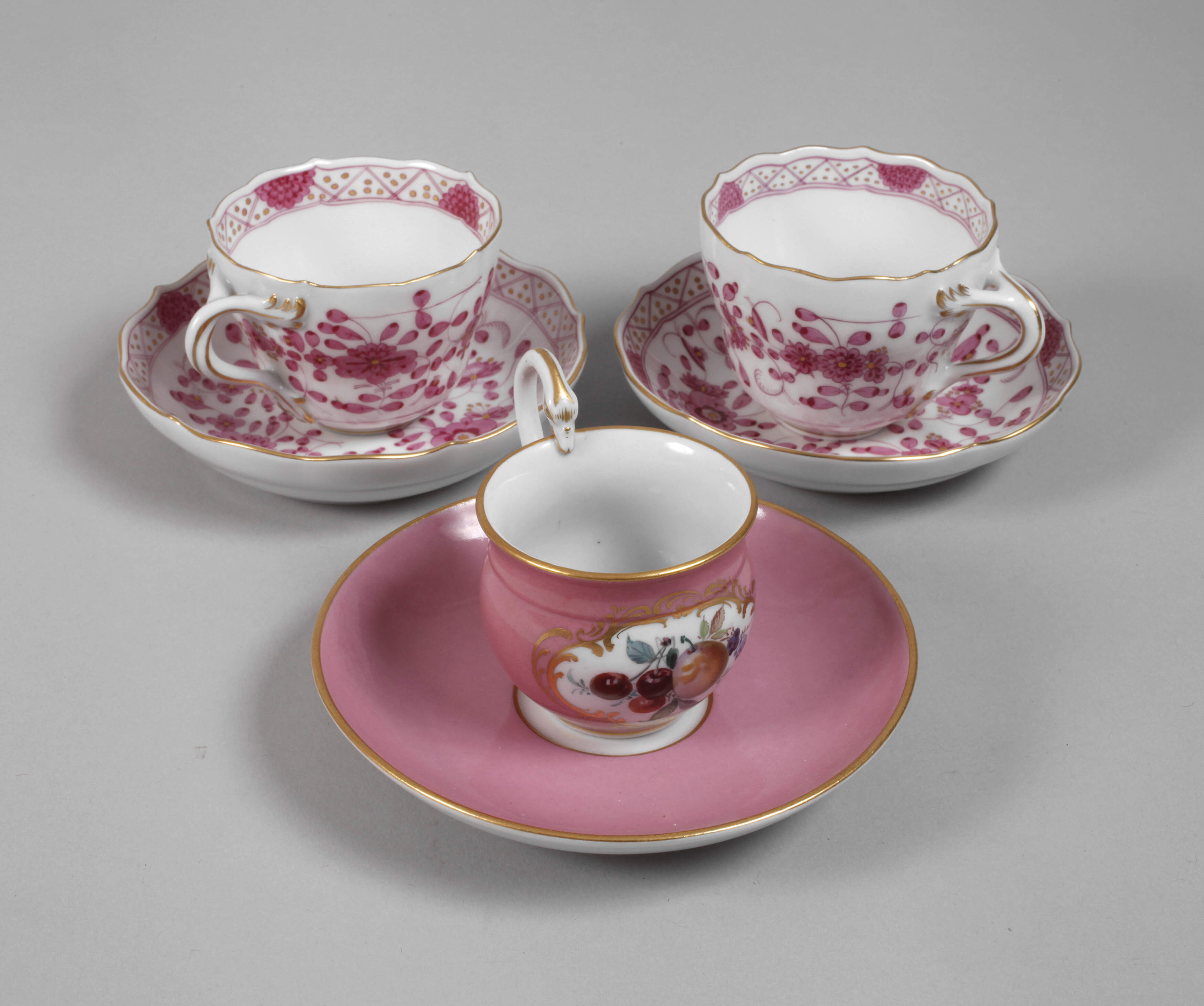 Meissen Konvolut Mokkatassen Purpurdekor