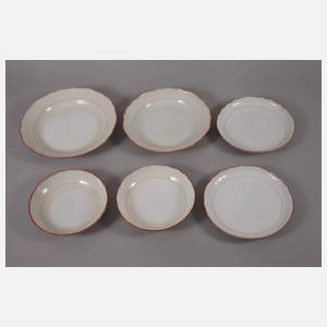 Meissen umfangreiches Speiseservice "Korallenrand"