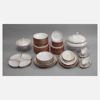 Meissen umfangreiches Speiseservice "Korallenrand"111